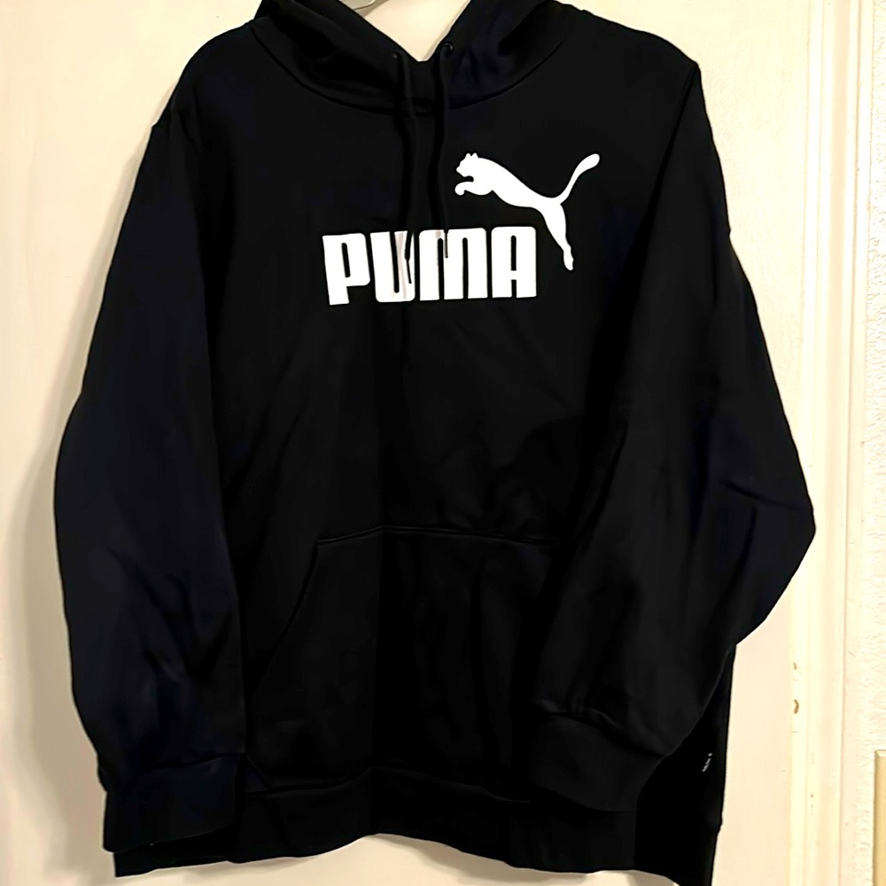 Women’s PUMA pull over hoodie
